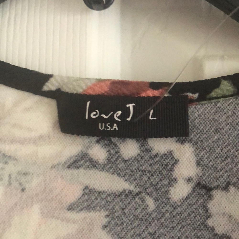 Dress - Picture 2 of 4